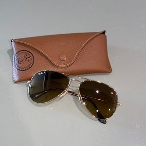 Ray-Ban aviator polarized gold sunglasses